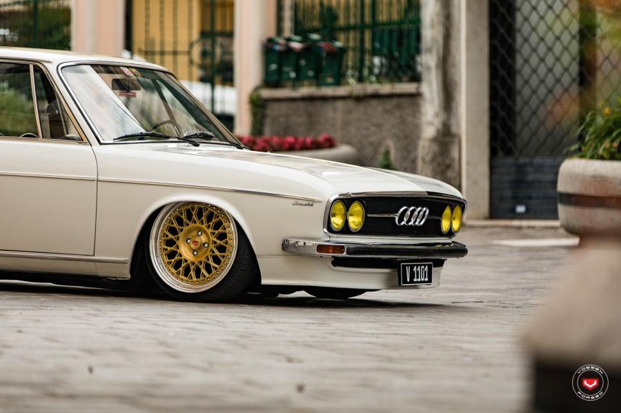 Детали экстерьера Audi 100 on Vossen Wheels (ERA-1) (C1) 2019 года  (фото 21 из 50)
